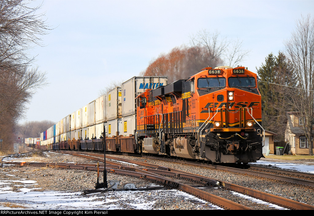 BNSF 6638